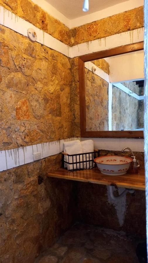 Hotel Colibri Peten フローレス エクステリア 写真